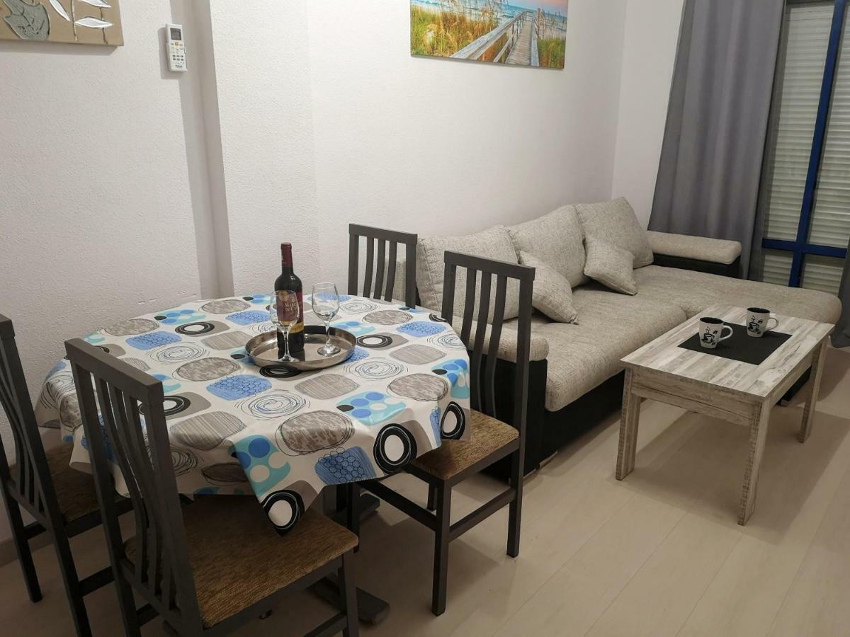Blue Sea Apartment Torrevieja Exterior photo